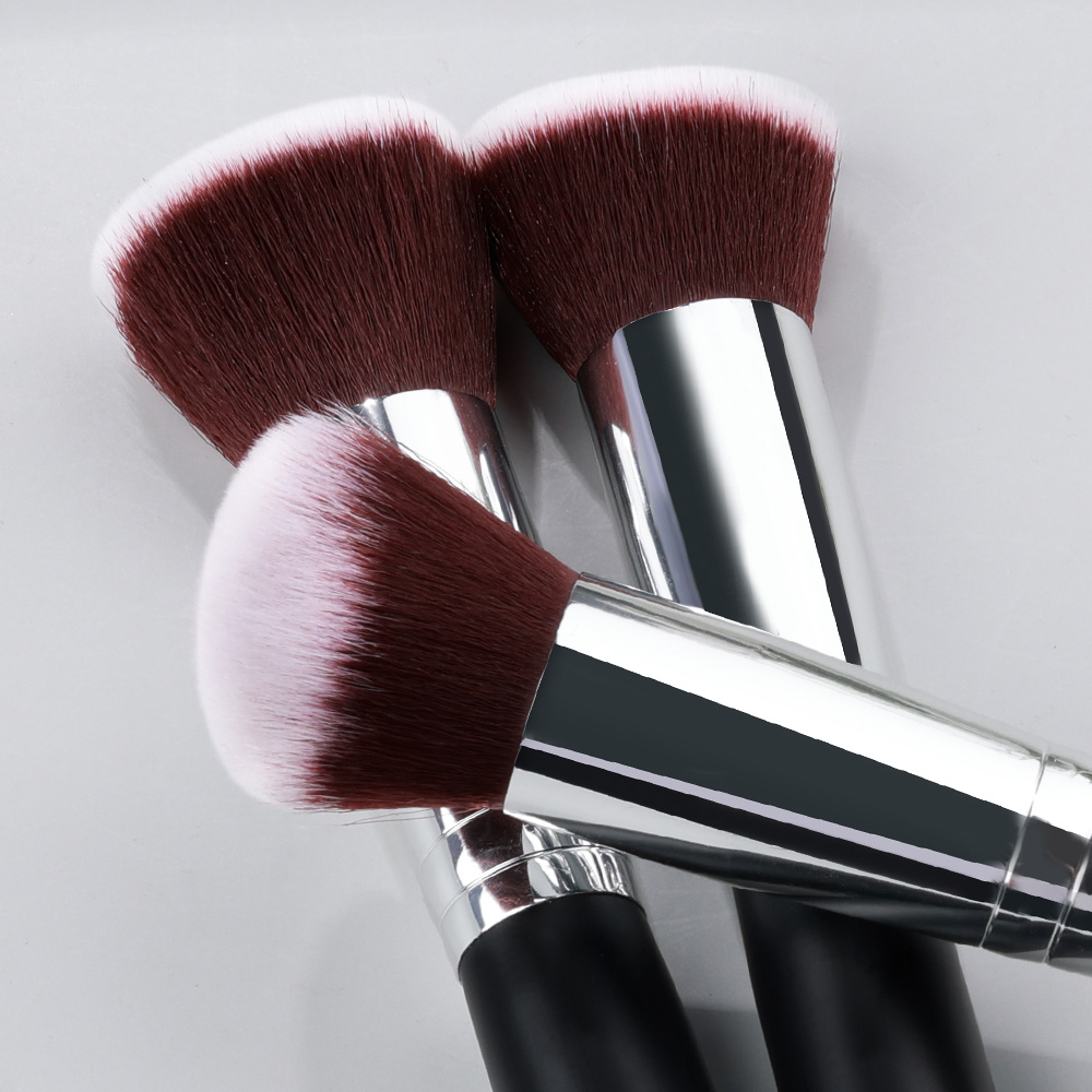Set di pennelli per trucco pro - Beauty Queen Makeup recensione e prezzo