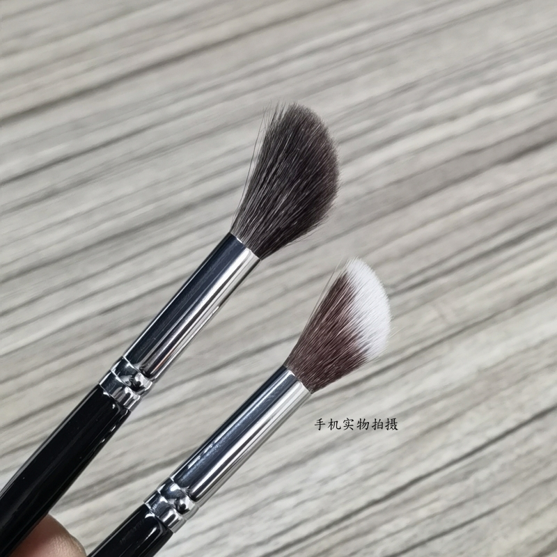 Pennelli per trucco evidenziat - Beauty Queen Makeup recensione e prezzo