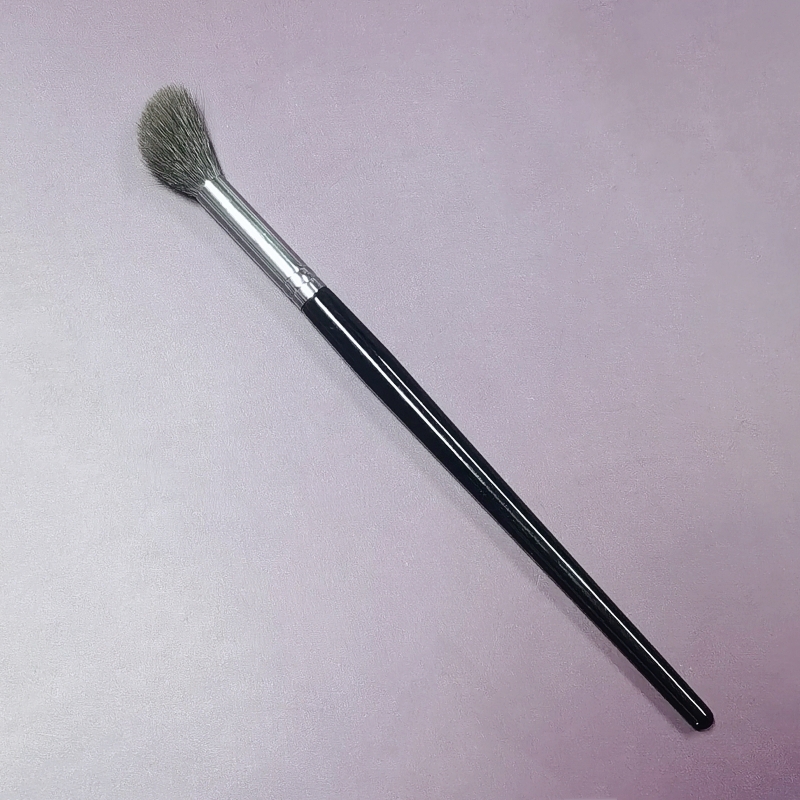 Pennelli per trucco evidenziat - Beauty Queen Makeup recensione e prezzo