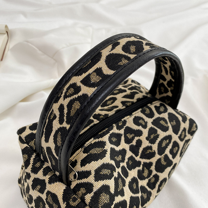 Borsa per trucco leopardata Bo - Ysl Beauty Makeup Bag recensione e prezzo